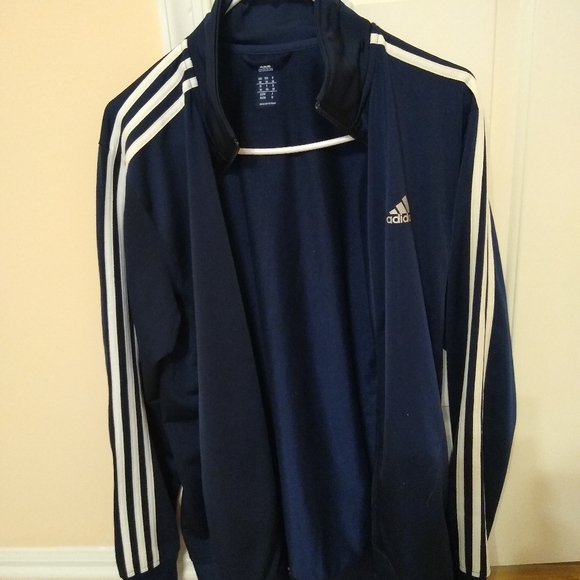 Adidas essential track jacket - Picture 2 of 3